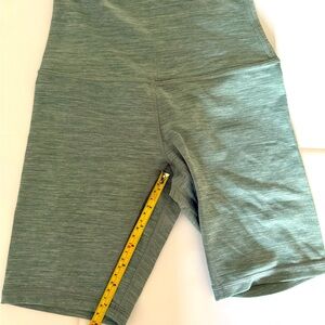 Lululemon Women’s Nulu Align size 4. Weathered tidewater teal color. 8”. EUC.